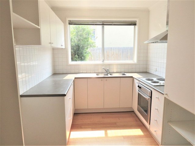 3/16 Walsh Street, VIC 3204