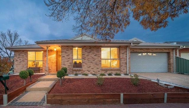 2 Mickleton Grove, VIC 3030