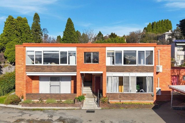 2/2 Auvergne Avenue, TAS 7000