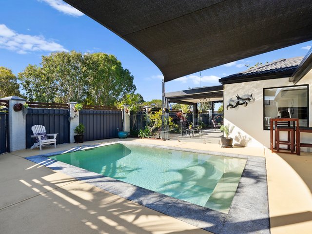 1 Kingfisher Circuit, NSW 2487