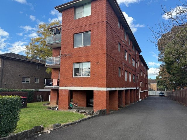 12/17 The Crescent Crescent, NSW 2141