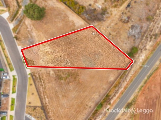 13 Edgerton Place, VIC 3340