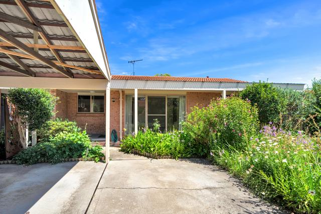 2/23 Elm Way, NSW 2619