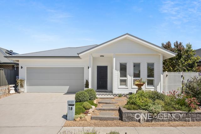 15 Monarch Street, NSW 2530