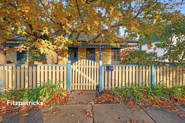 14 Travers Street, NSW 2650