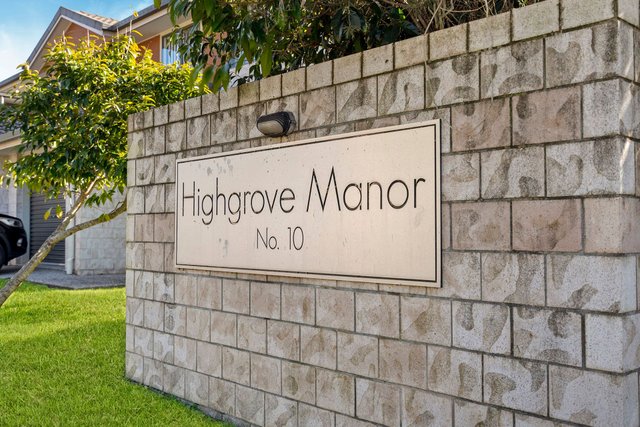 1/10 Highgrove Street, QLD 4116