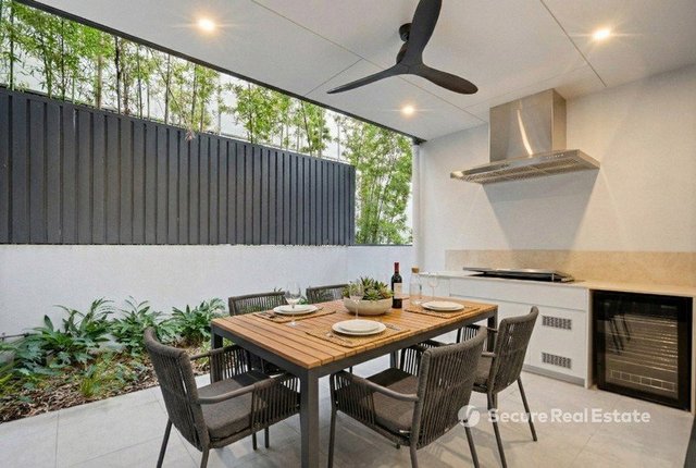 4 Mayne Street, QLD 4066
