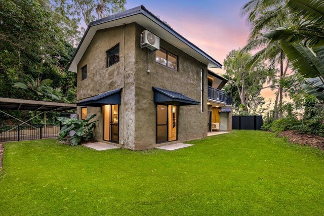 2/22-24 Collins Avenue, QLD 4870