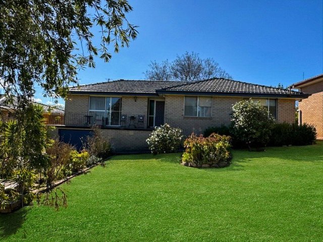 12 Watson Street, NSW 2594