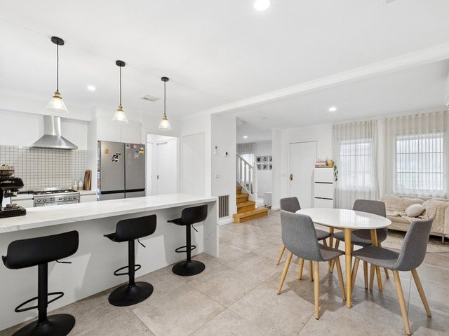 4/403 Centre Road, VIC 3806