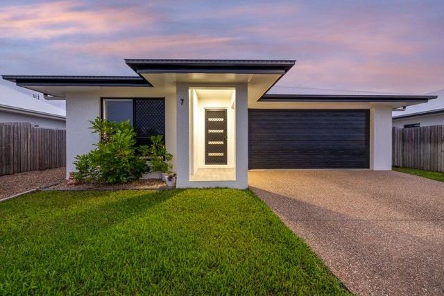 7 Friary Street, QLD 4818