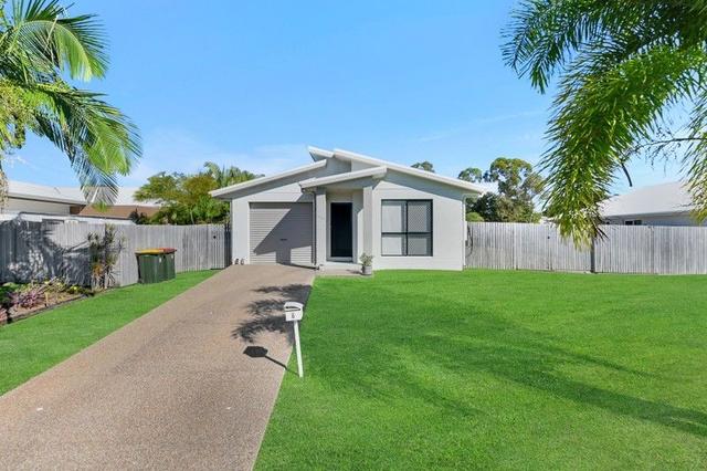 6 Beach Court, QLD 4816