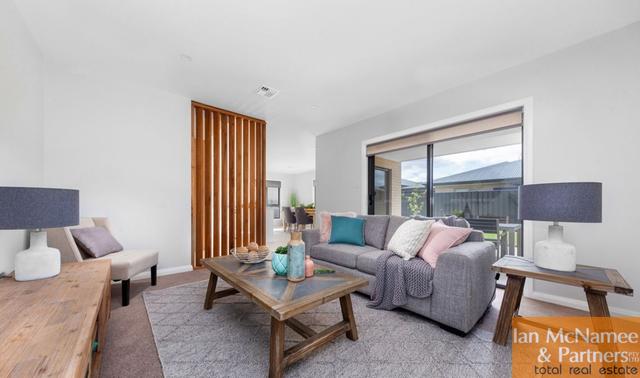 17 Sparrow Street, NSW 2620