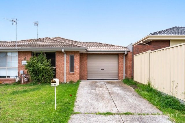 2/25 Kiparra Close, VIC 3021