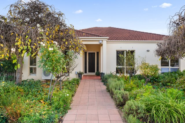 1/11 Chaffey Crescent, ACT 2602