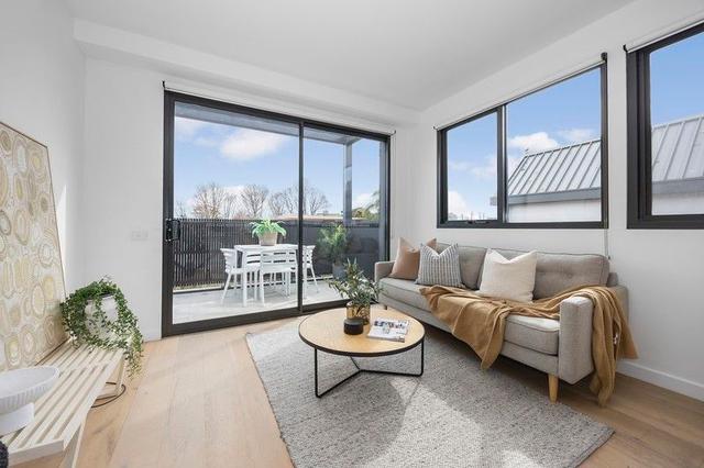 6/28 Blenheim  Street, VIC 3183