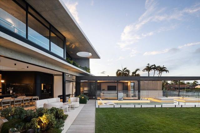 24 Winch Court, QLD 4218