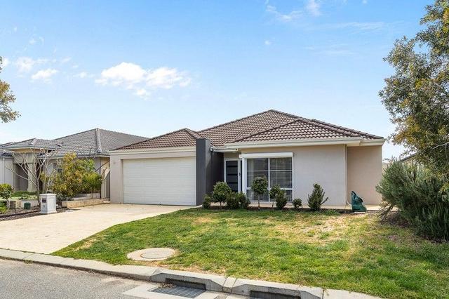 15 Dovedale Street, WA 6112