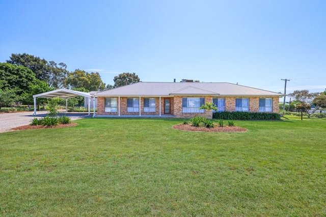 6 Timbumburi Street, NSW 2344