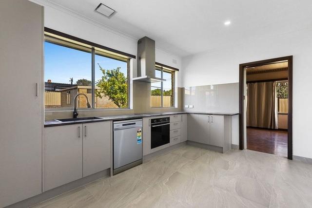 12 Romney Court, VIC 3149