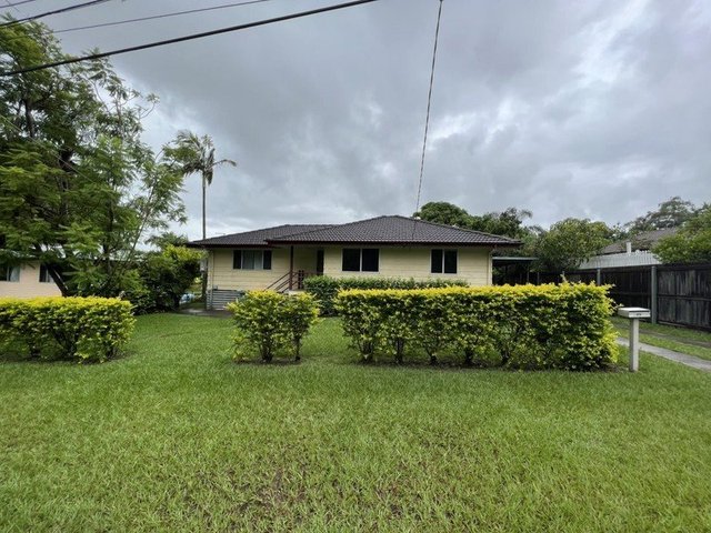 49 Crest Street, QLD 4207
