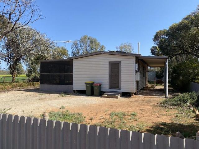 2 Norman St, SA 5433