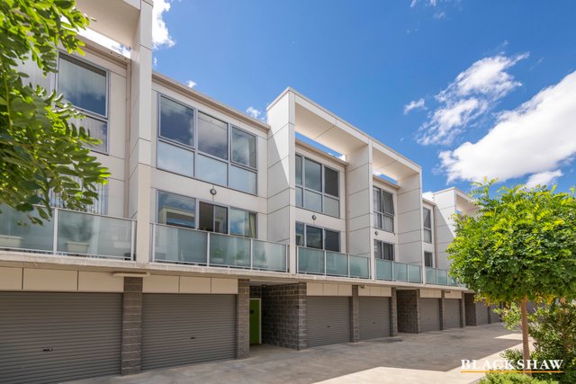 10/815 Horse Park Drive, ACT 2914