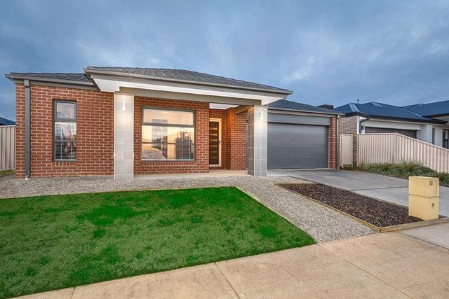 15 Barn Owl Avenue, VIC 3358