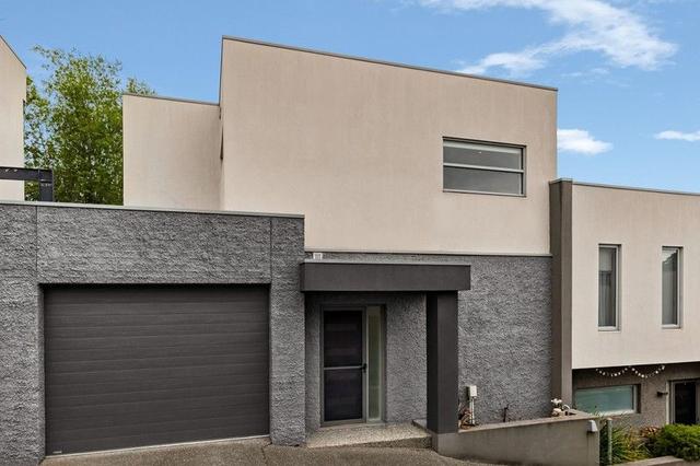8/24 Laurence Avenue, VIC 3042