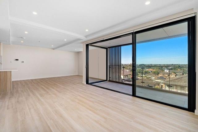303/1-3 John  Street, NSW 2217