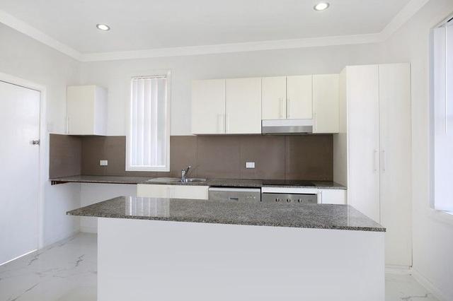 18 Burke Way, NSW 2506