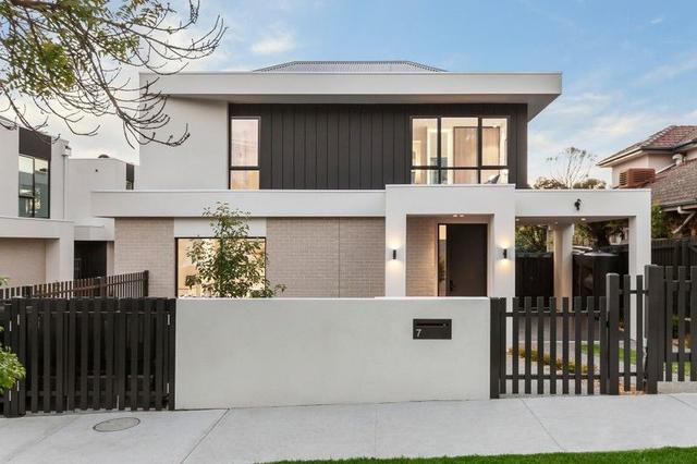 7 Valdemar Court, VIC 3187