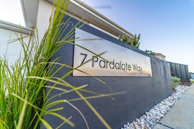 7 Pardalote  Way, WA 6210