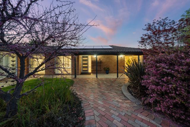 5 Melvin Place, ACT 2617