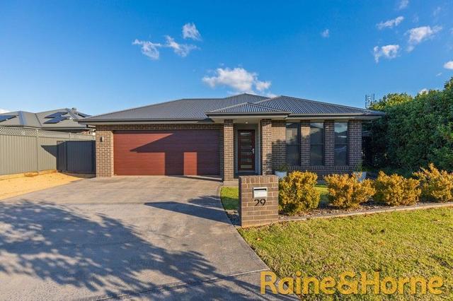 29 Bradford Circuit, NSW 2830