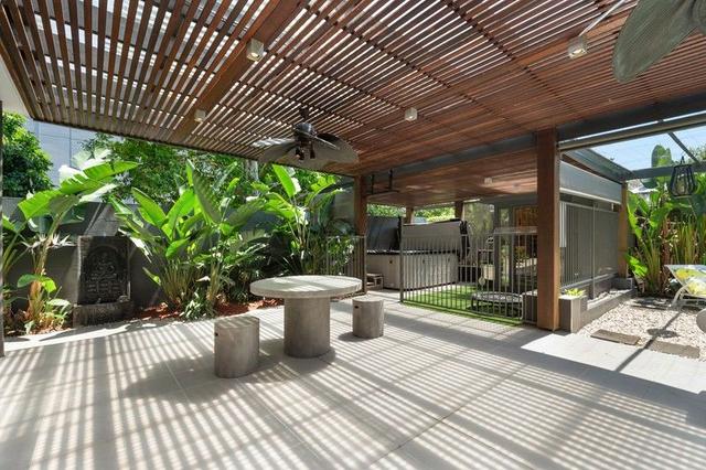1/12-14 Dobson Street, QLD 4007