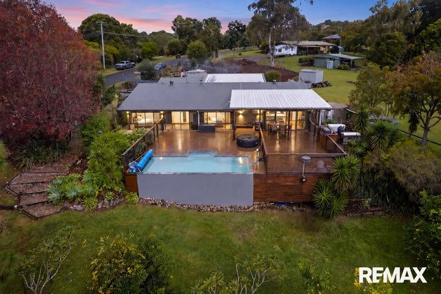 10 Angus Crescent, QLD 4560