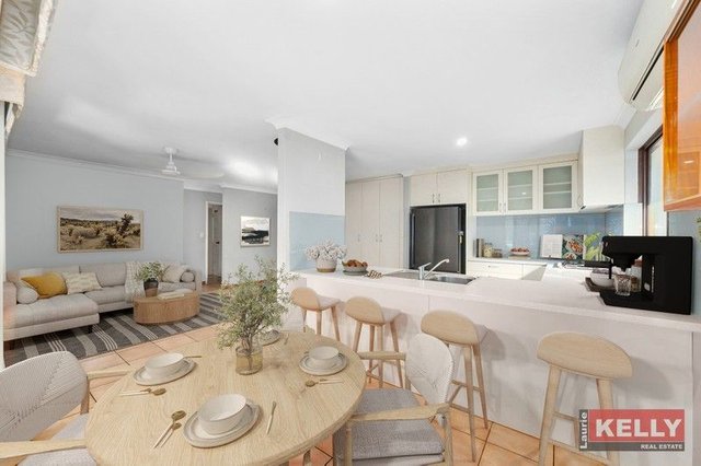 15 Urquhart Place, WA 6105