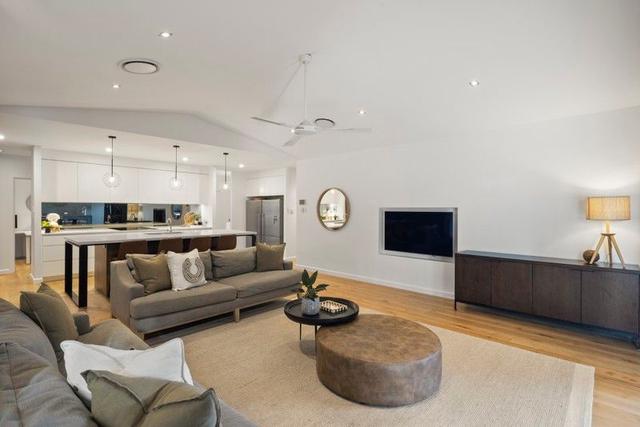 2 Chalmers Court, QLD 4520