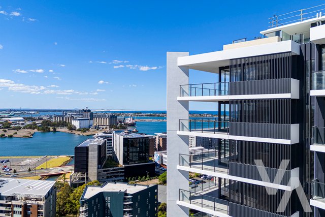 1702/11 National Park Street, NSW 2300