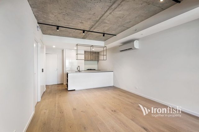 121/8 Lygon Street, VIC 3057