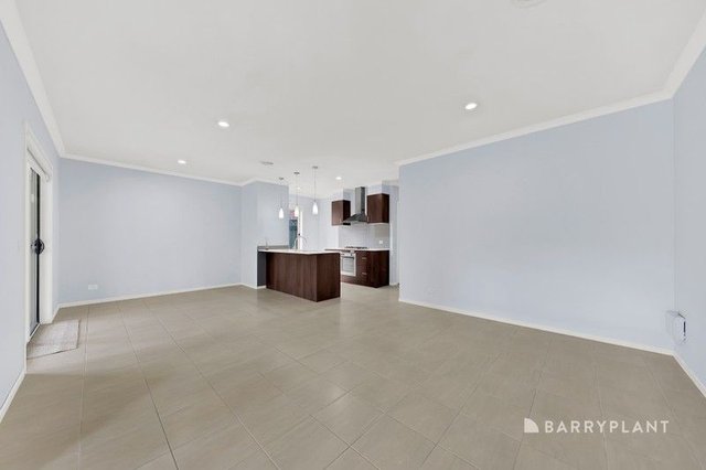 8 Dalziel Drive, VIC 3754