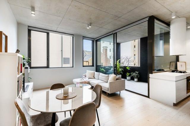 12/26-34 Hutchinson Street, NSW 2010