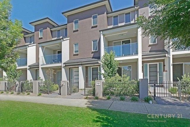 10/6-11 Parkside Crescent, NSW 2560