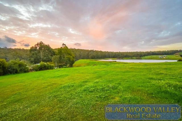 16 Carnegie Close, WA 6255