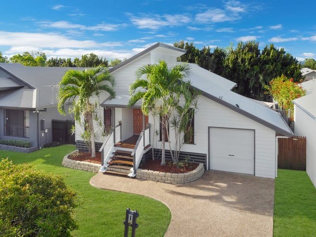 17 Sheerwater Parade, QLD 4814