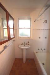 Bathroom (2015-01-08)