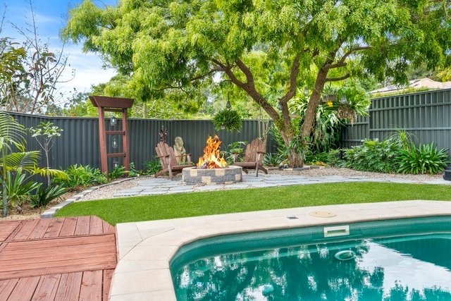 6 Chopin Court, QLD 4211