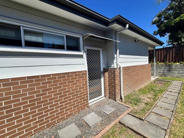 17 Angus St, NSW 2206