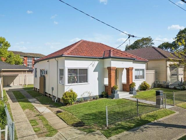 121 The Boulevarde, NSW 2195